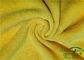 Rollo amarillo de Fabricin de la microfibra del poliéster para el producto de limpieza, antiestático